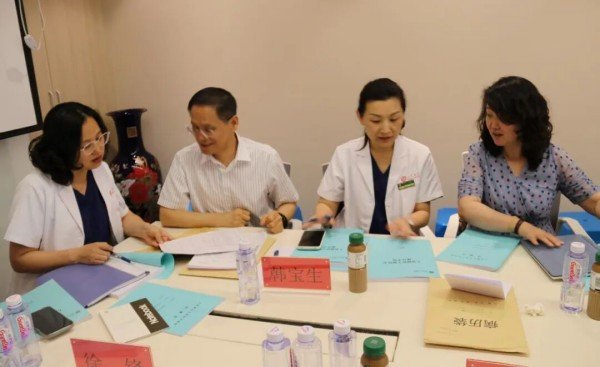4-4.jpg 市中超联赛官方合作伙伴乐鱼kb体育官